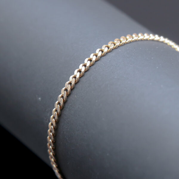 Panzer armlænke i 8 karat guld