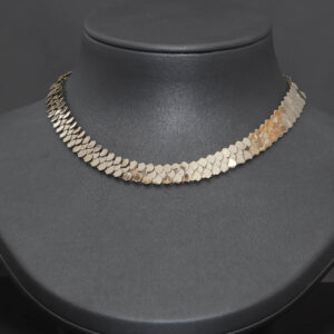 Elegant halskæde i 14 karat guld