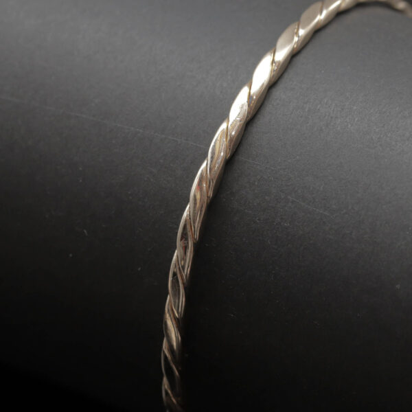 Snoet armring 14 karat guld