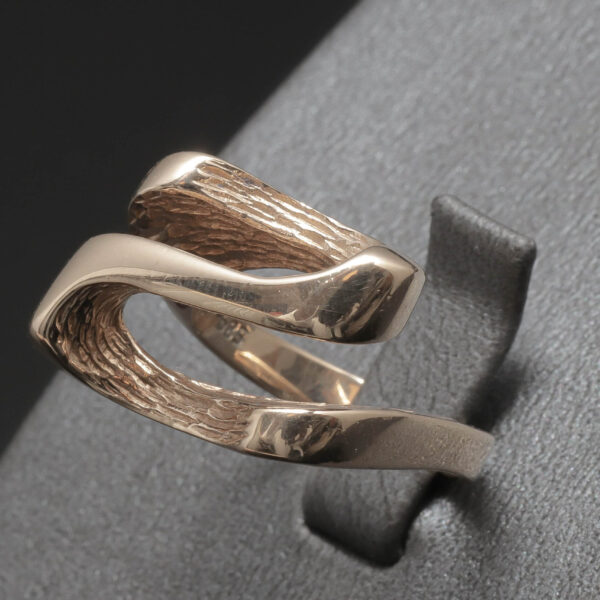 Unik dame ring i 14 karat guld