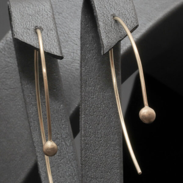 Elegante ørehængere i 14 karat guld