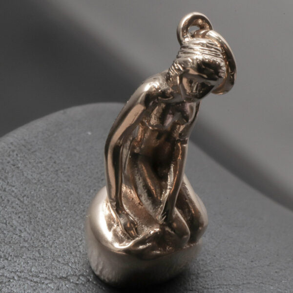 Havfrue charms/vedhæng i 14 karat guld