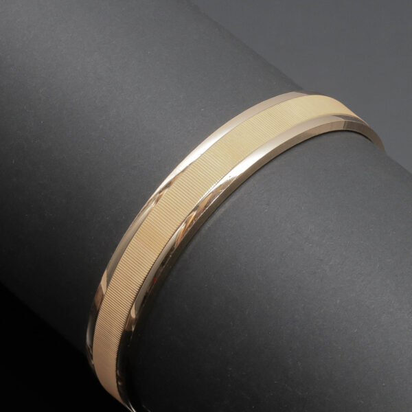 Tyrkisk armring i 22 karat guld