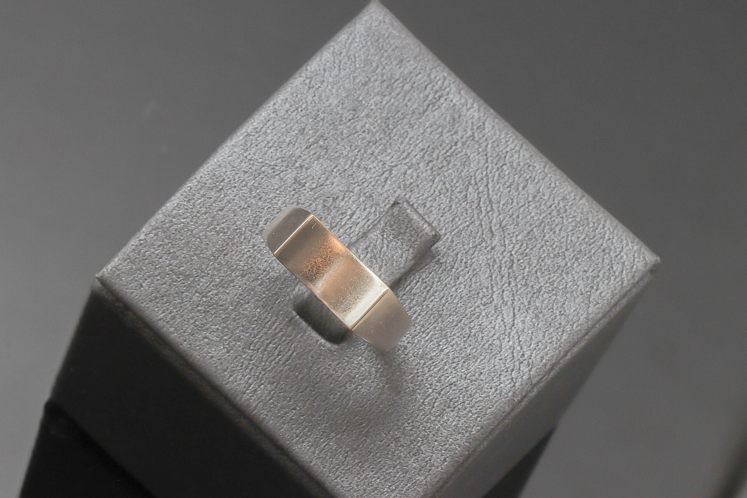 Damering i 8 karat guld
