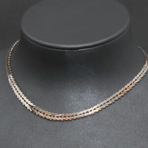 Geneve halskæde med forløb i 8 karat guld
