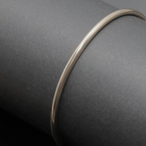 Massiv rundformet armlænke i 8 karat guld