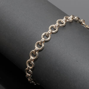 Rundanker armlænke i 14 karat guld – klassisk og tidløs elegance