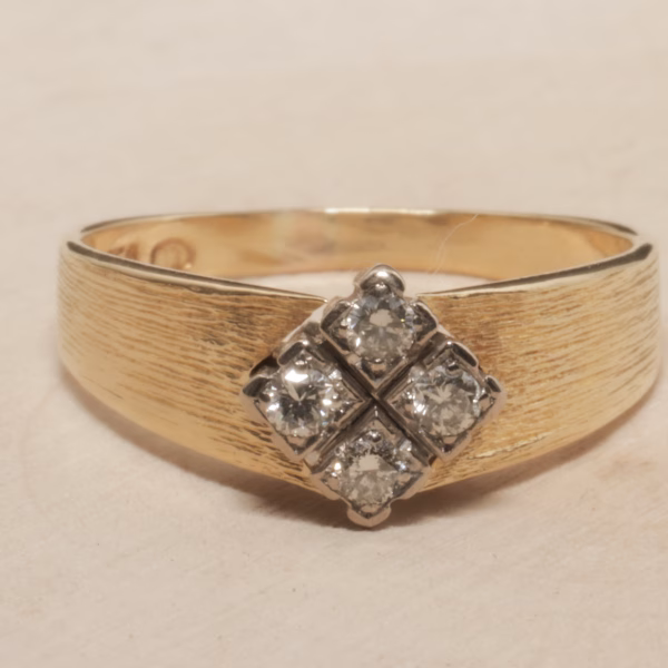 Elegant kvadratisk diamant ring i 18 karat guld