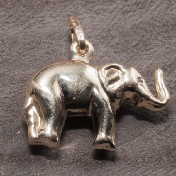 Elefant vedhæng i 18 karat guld